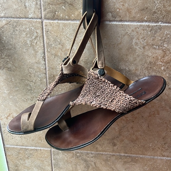 Cydwoq toe ring ankle strap taupe gray Brown woven Leather Sandals - Picture 5 of 14